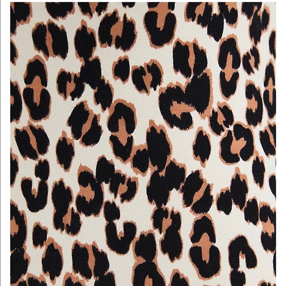 Torrid Leopard Halter Top 6X - Picture 5 of 9